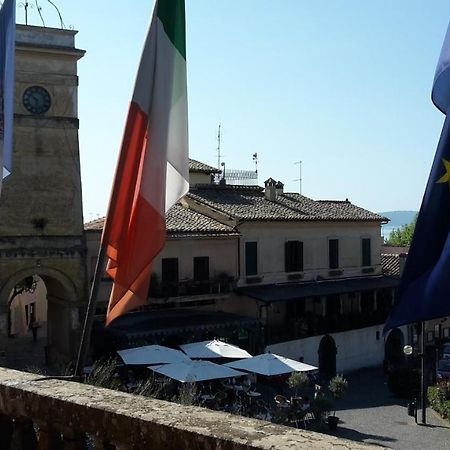 Relax In Piazzetta Casa E Appartamento Per Vacanze Trevignano Romano Kamer foto