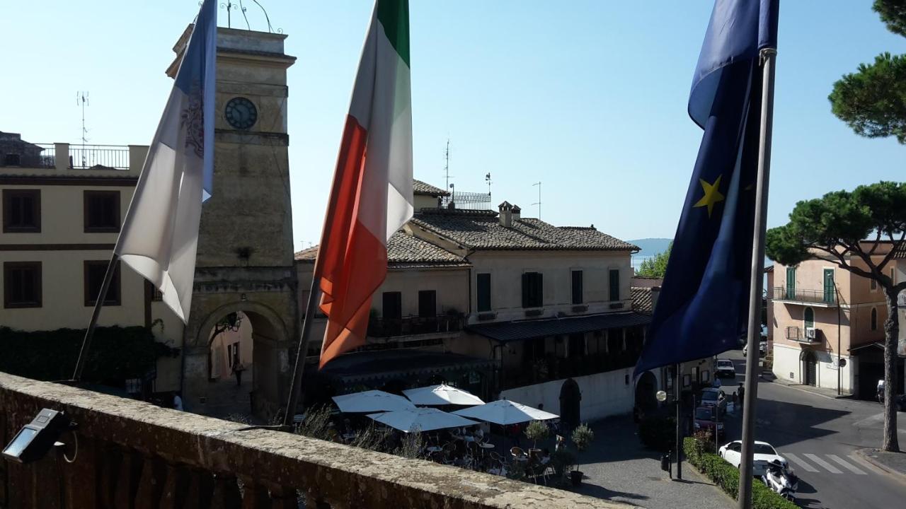 Relax In Piazzetta Casa E Appartamento Per Vacanze Trevignano Romano Kamer foto