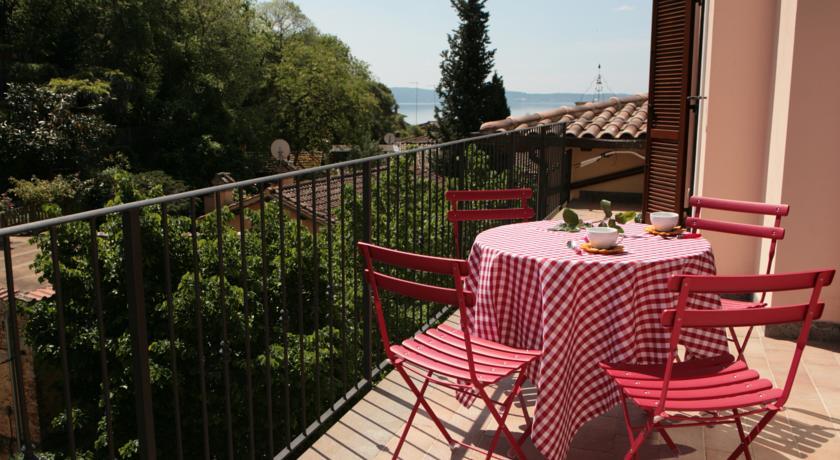 Relax In Piazzetta Casa E Appartamento Per Vacanze Trevignano Romano Kamer foto