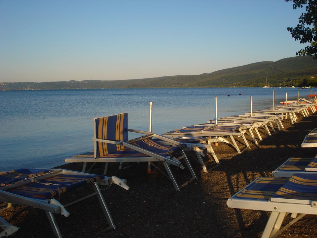 Relax In Piazzetta Casa E Appartamento Per Vacanze Trevignano Romano Buitenkant foto